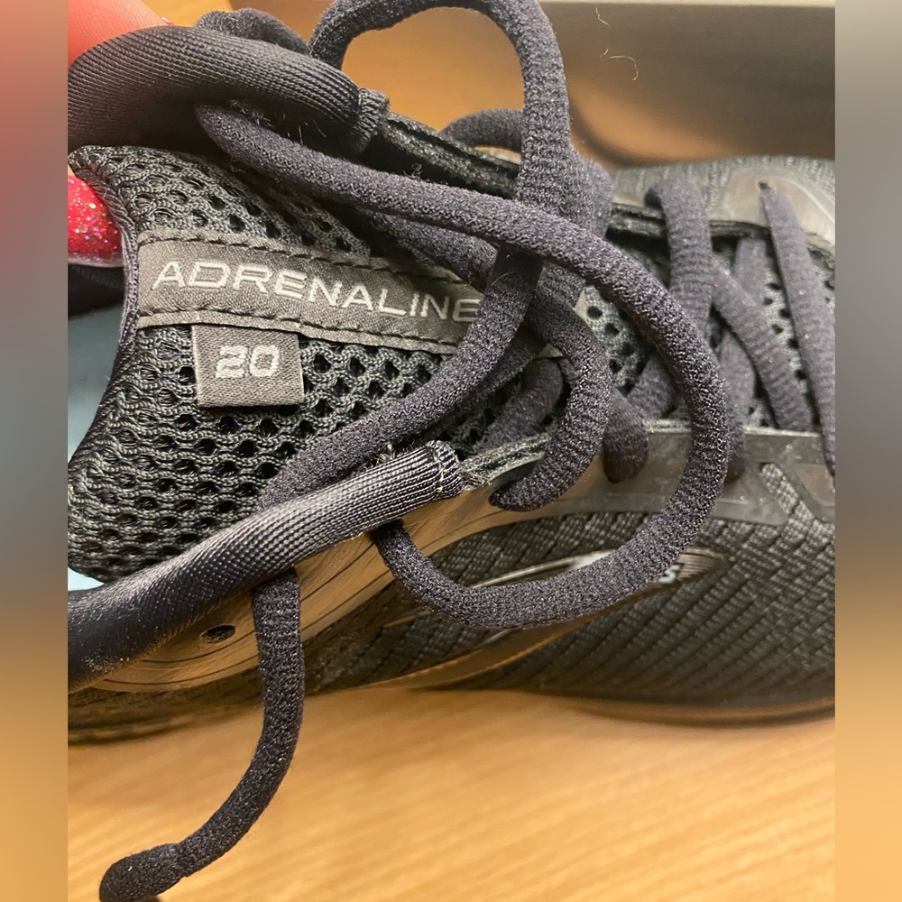 👟PRICE DROP❤️Women’s BROOKS Running Shoes❤️👟 - Picture 8 of 9